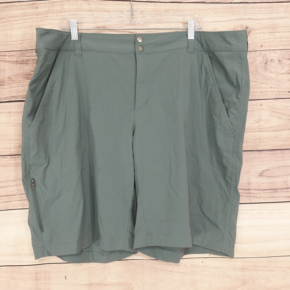 Columbia Omni-Shield Shorts Womens 22W Green Hiking Quick Dry Stretch 10 Inseam